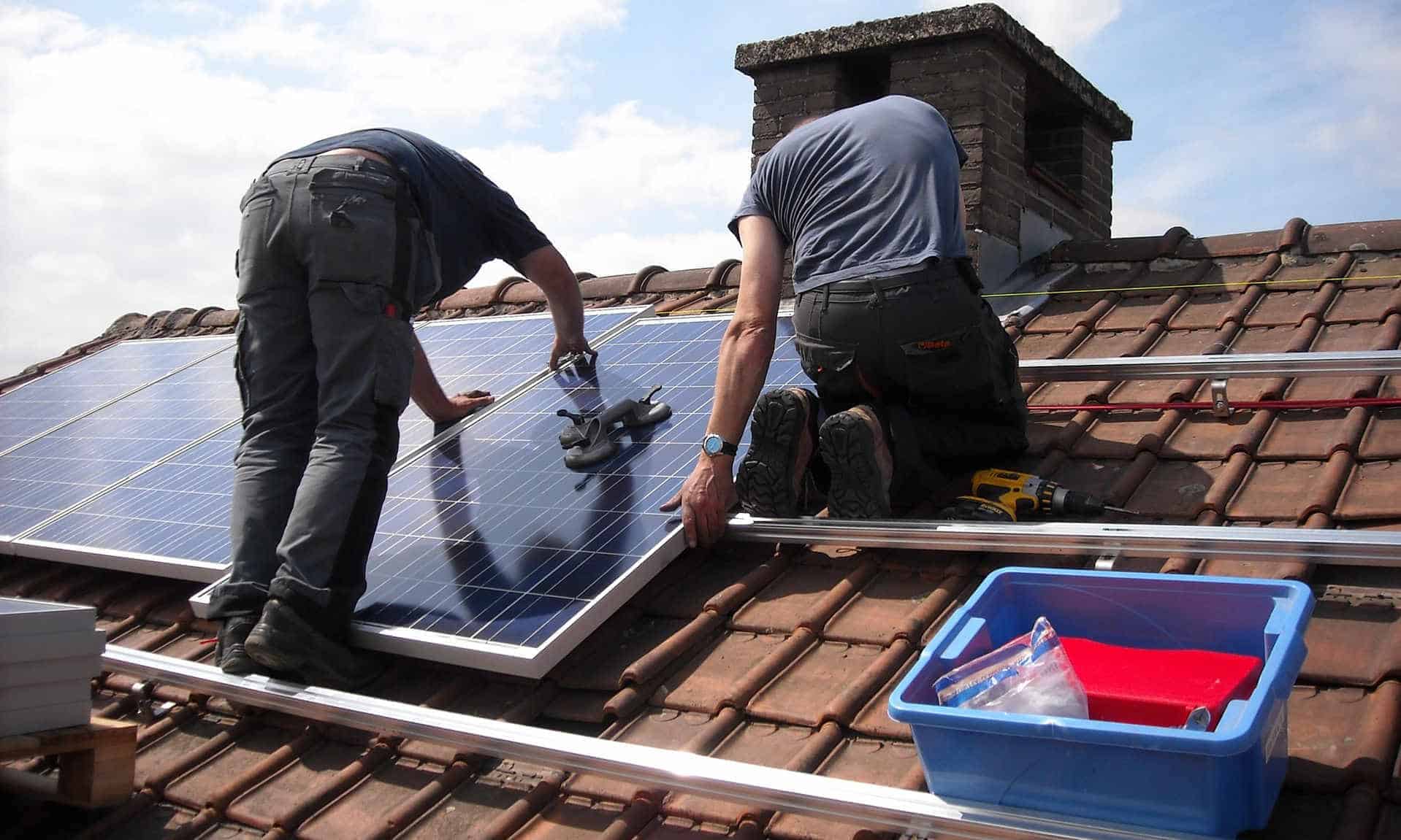 How-To-Determine-If-Your-Roof-Supports-the-Solar-Panel