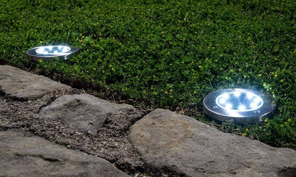 How to Choose Solar Disk Lights