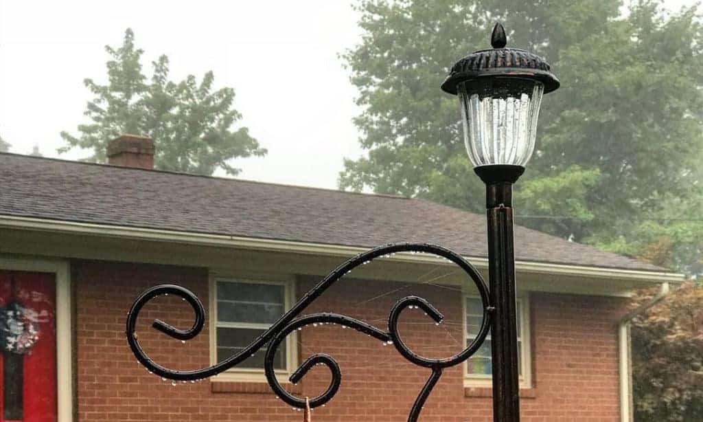 How to Choose Solar Lamp Posts