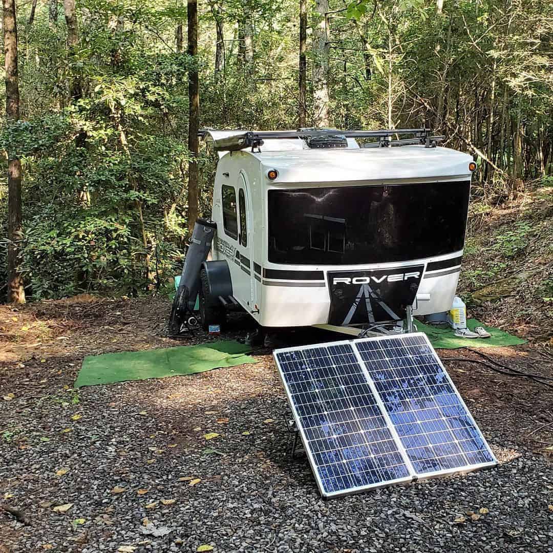 Portable-Solar-Panel-for-RV