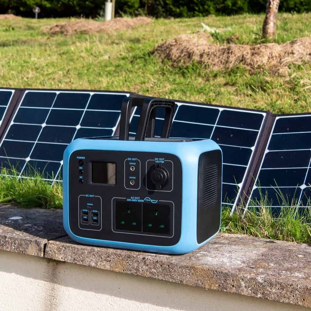 Solar-Generator-for-Camping