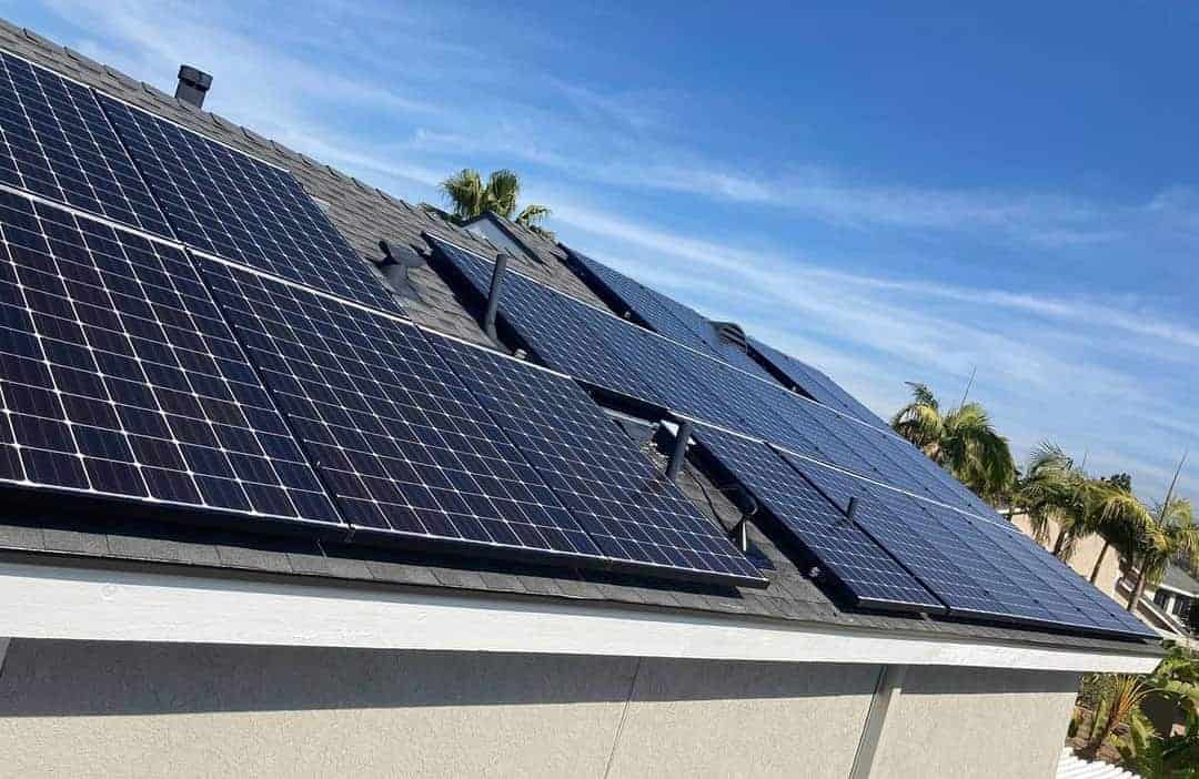 how-many-solar-panels-do-i-need-to-power-a-refrigerator