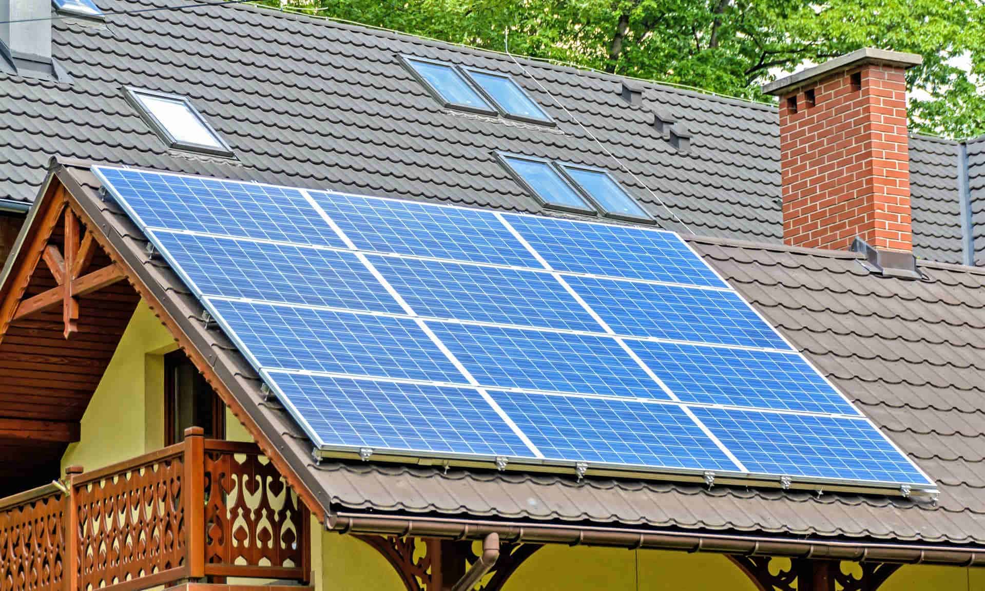 solar-thermal-panels-vs-photovoltaic-panels