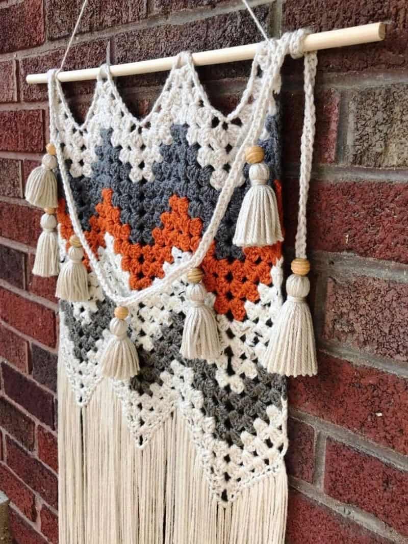 36 Easy & Free Crochet Wall Hanging Patterns - Solar Living Savvy