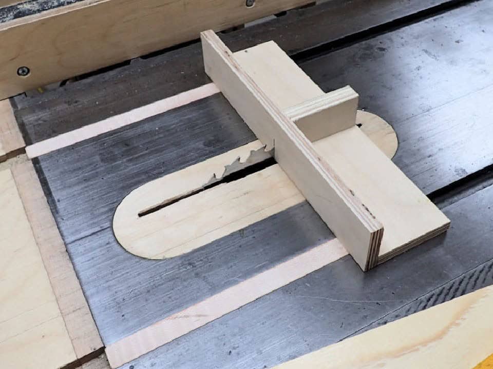 25 Free Diy Table Saw Sled For Beginners - Solar Living Savvy