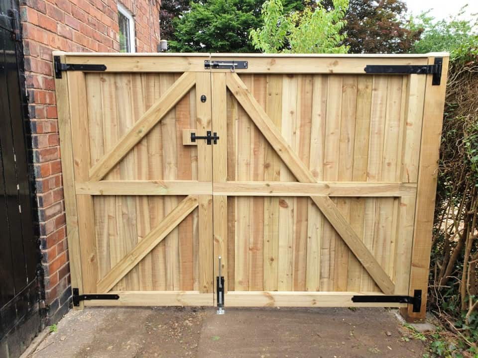 30 Free DIY Gate Ideas Solar Living Savvy