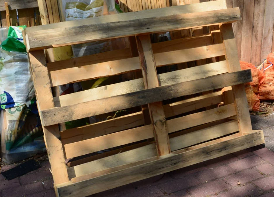 Disassemble the Pallet