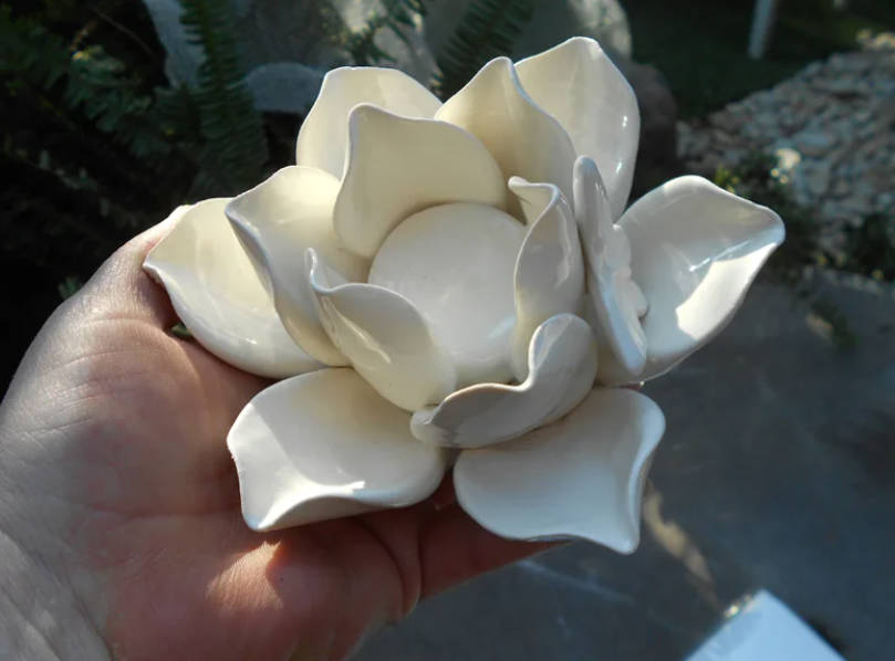 diy-air-dry-clay-leaf-candleholder