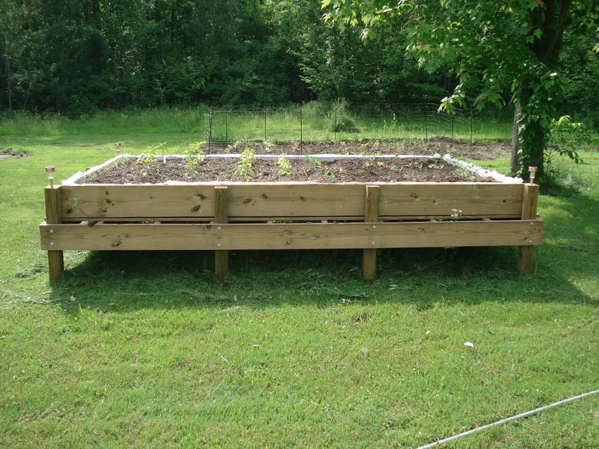 diy wood raised garden bed